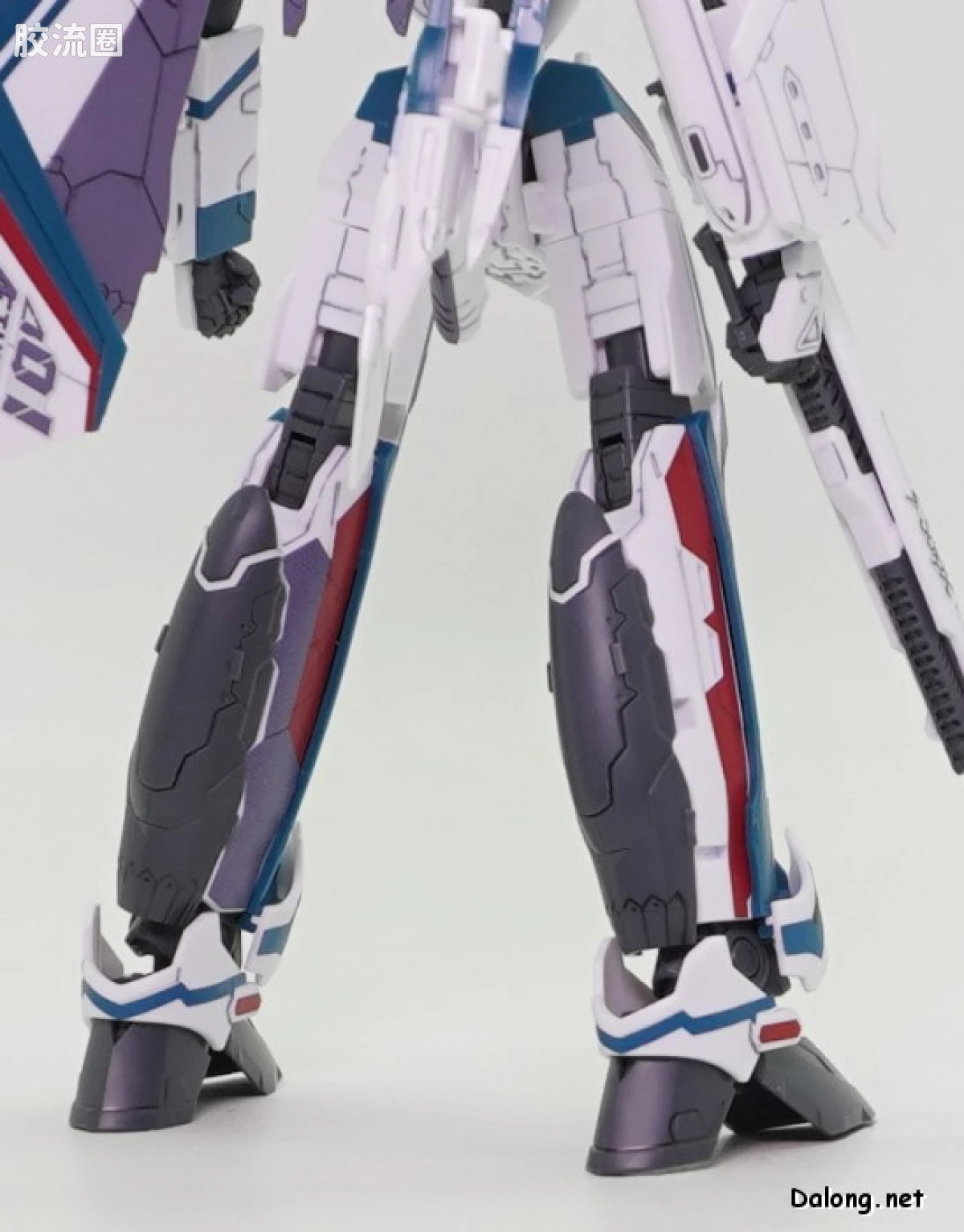 万代超时空要塞系列拼装模型 HG 1/100系列 VF-31S 齐格飞(阿拉德･梅塔斯机) - 图片