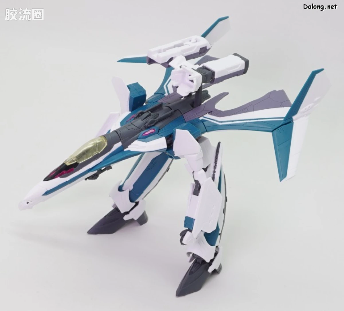 万代超时空要塞系列拼装模型 HG 1/100系列 VF-31S 齐格飞(阿拉德･梅塔斯机) - 图片