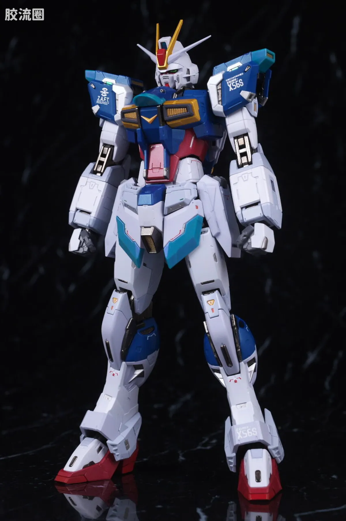 METAL BUILD 限定版 强攻型脉冲高达 - 图片