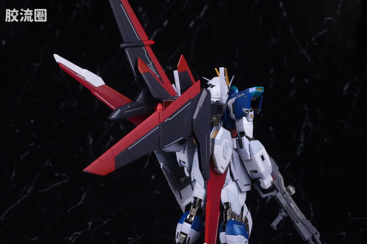 METAL BUILD 限定版 强攻型脉冲高达 - 图片