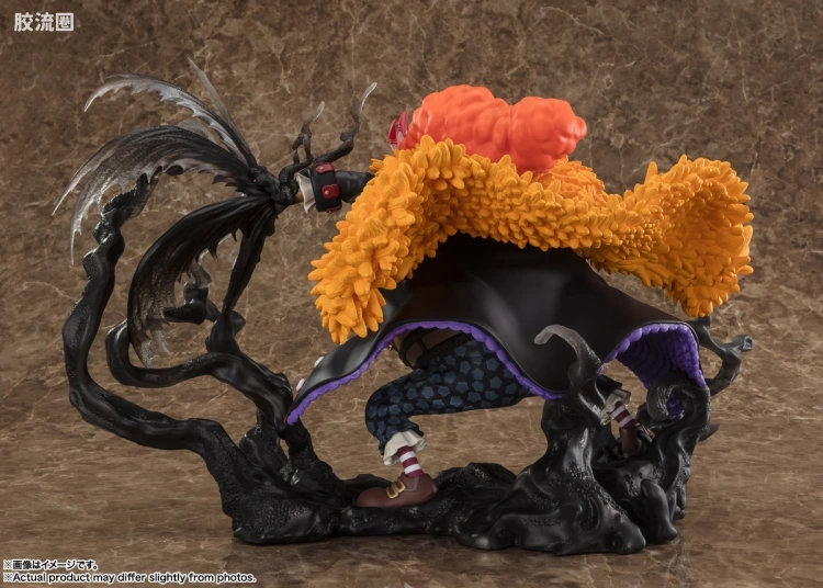 Figuarts ZERO 超激战-EXTRA BATTLE系列 马歇尔·D·蒂奇 -暗水- - 图片