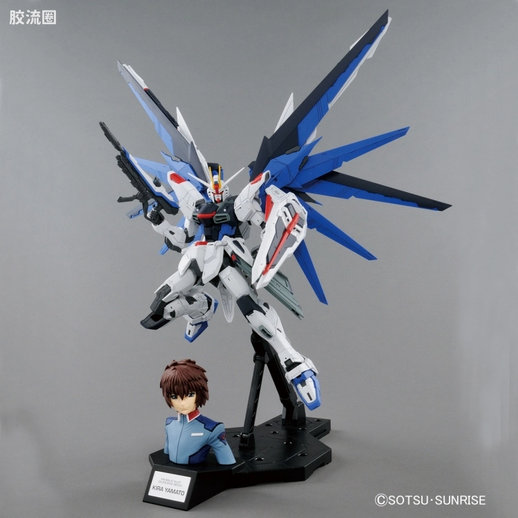 MG 官方豪华版 自由高达 Ver.2.0 & 基拉·大和 - 图片