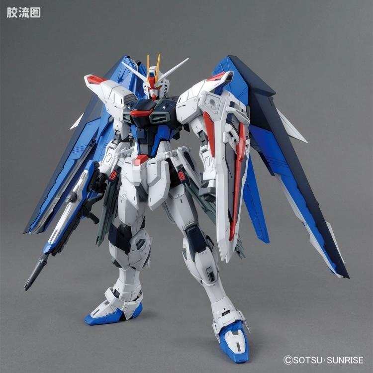 MG 官方豪华版 自由高达 Ver.2.0 & 基拉·大和 - 图片