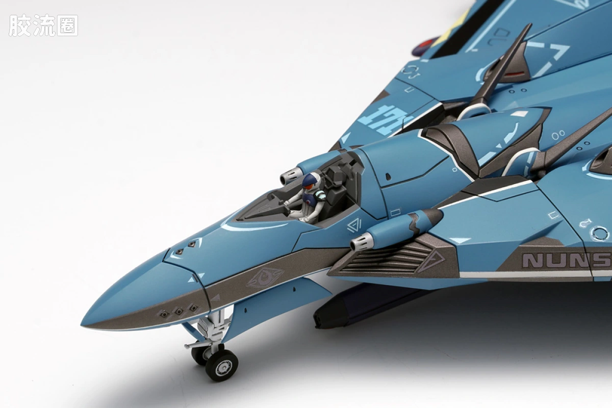 WAVE拼装综合系列 MACROSS 超时空要塞 VF-171 梦魇[一般机] - 图片