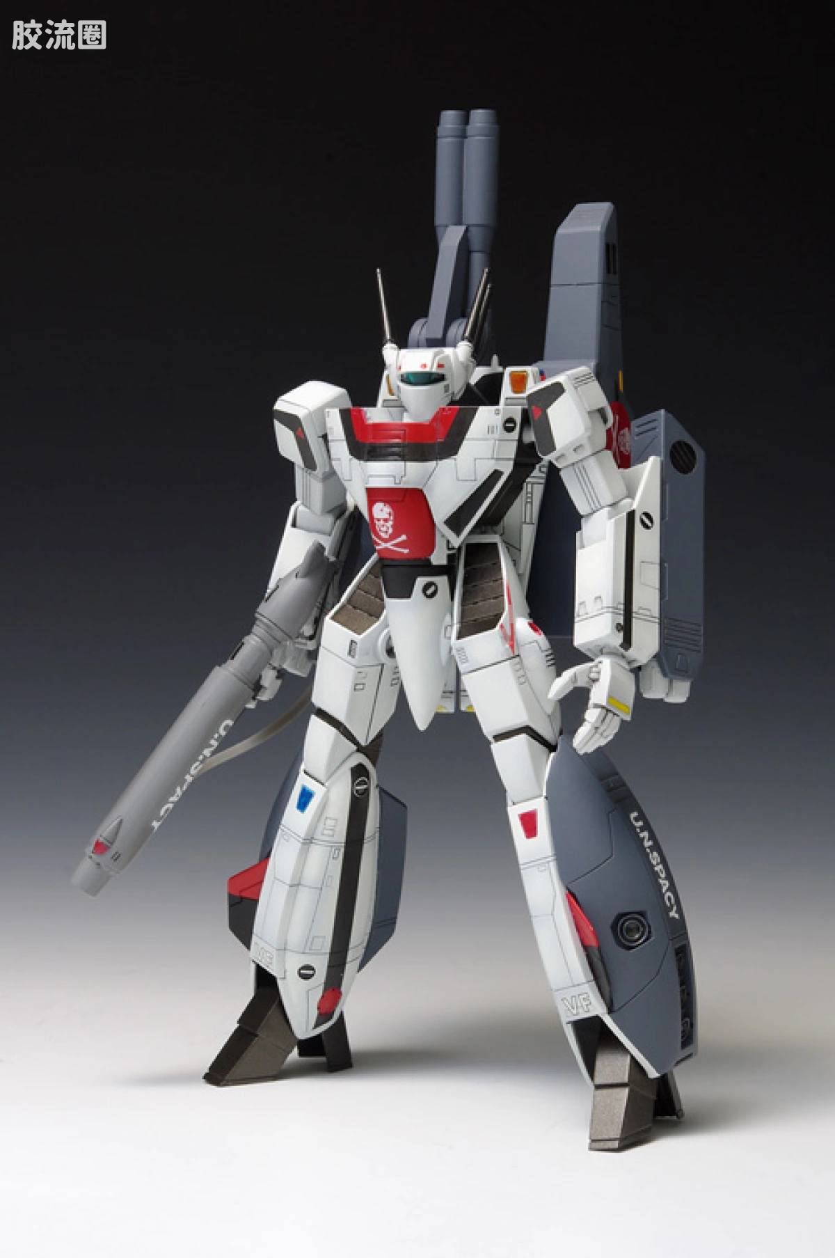 WAVE拼装综合系列 MACROSS 超时空要塞 VF-1S ストライクバルキリー バトロイド 一条輝 機 - 图片