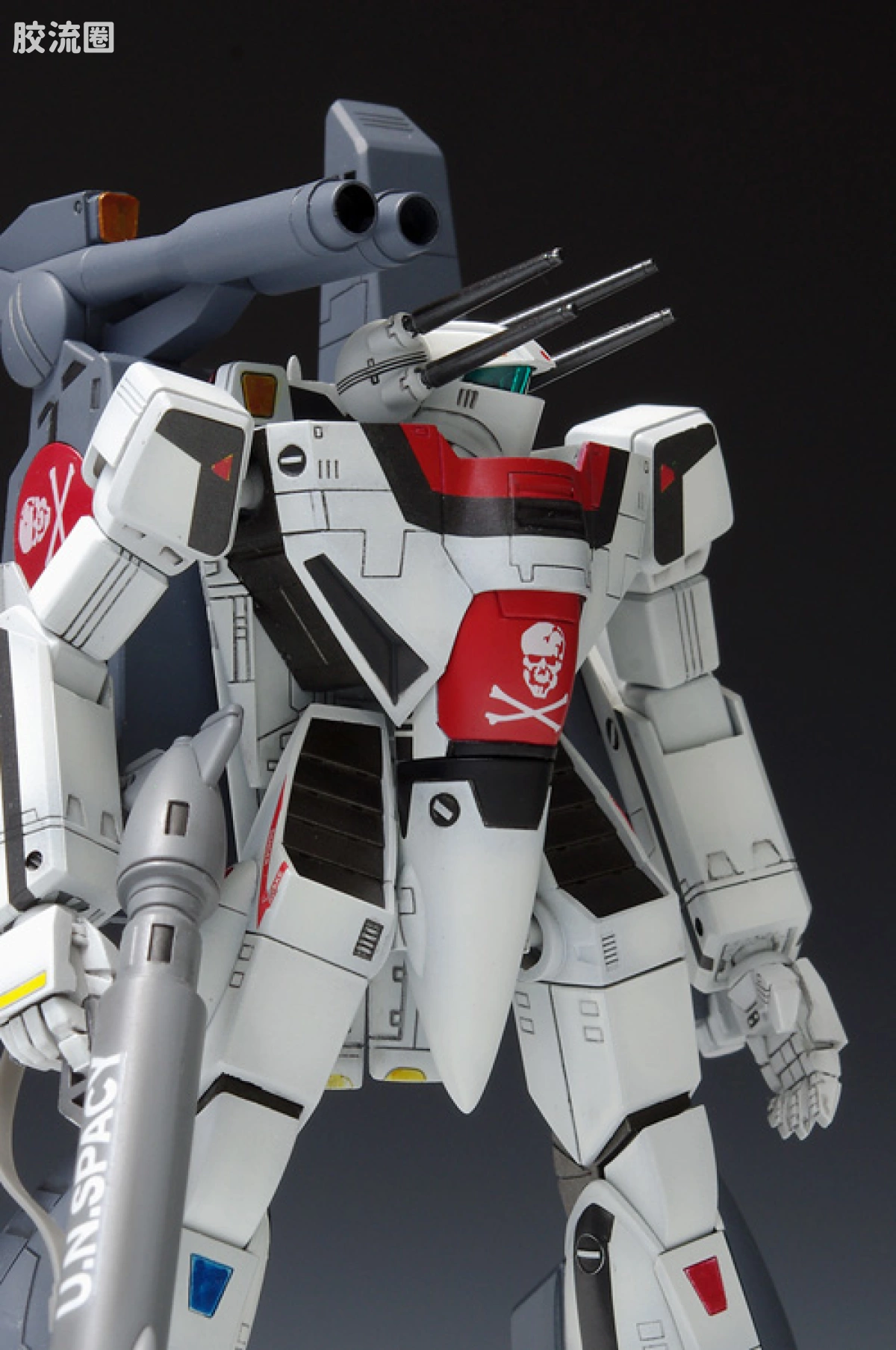 WAVE拼装综合系列 MACROSS 超时空要塞 VF-1S ストライクバルキリー バトロイド 一条輝 機 - 图片