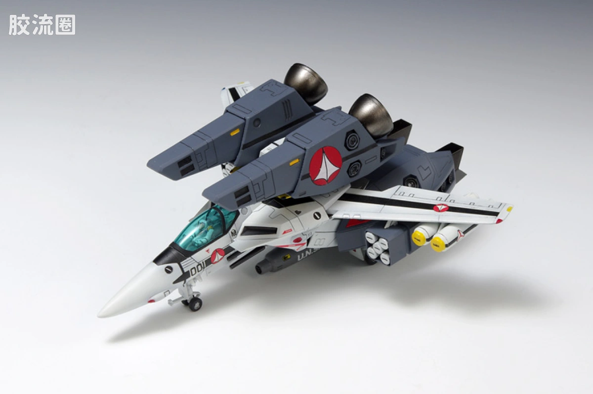 WAVE拼装综合系列 MACROSS 超时空要塞 VF-1S Super Valkyrie 福克机 飞行形态 - 图片