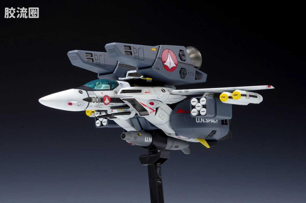 WAVE拼装综合系列 MACROSS 超时空要塞 VF-1S Super Valkyrie 福克机 飞行形态 - 图片