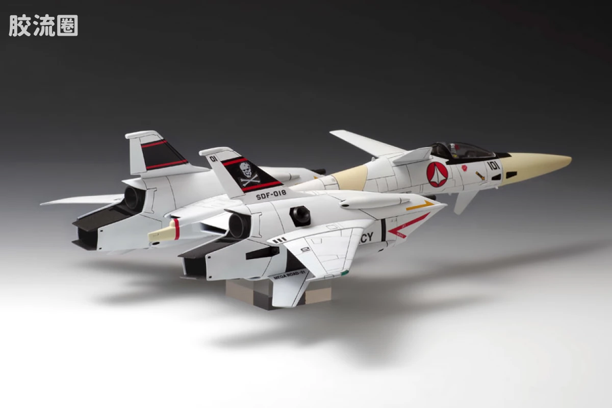 WAVE拼装综合系列 MACROSS 超时空要塞 VF-4 Lightning Ⅲ - 图片