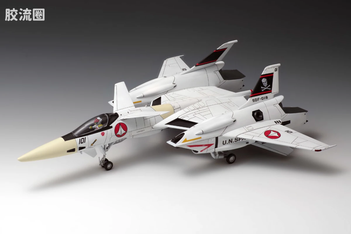 WAVE拼装综合系列 MACROSS 超时空要塞 VF-4 Lightning Ⅲ - 图片
