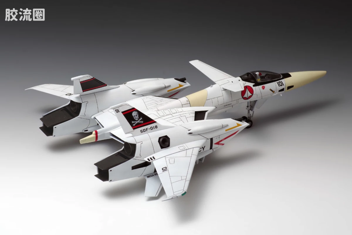 WAVE拼装综合系列 MACROSS 超时空要塞 VF-4 Lightning Ⅲ - 图片