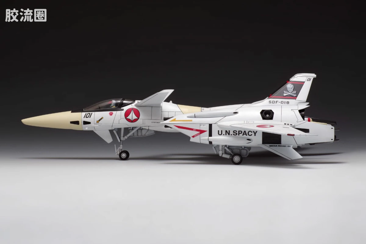 WAVE拼装综合系列 MACROSS 超时空要塞 VF-4 Lightning Ⅲ - 图片