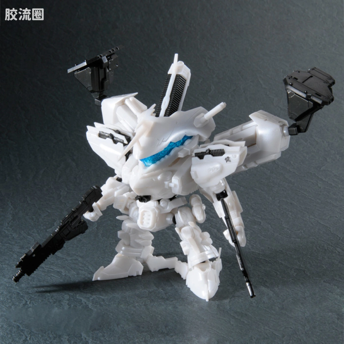 D-STYLE 限定版 白色闪光 SUPPLICE 套装 - 图片