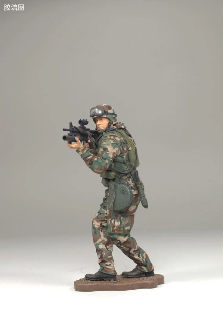 麦克法兰兵人系列 3寸系列第1代 伞兵
