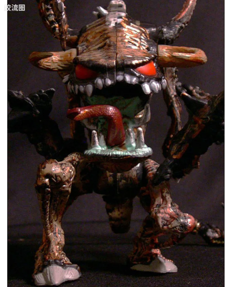 俱乐部版三角魔(BRONZE VERTEBREAKER)
