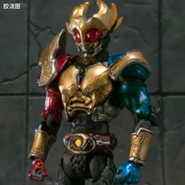 S.I.C.极魂系列可动玩具 普通版 假面骑士 Agito 三重形态