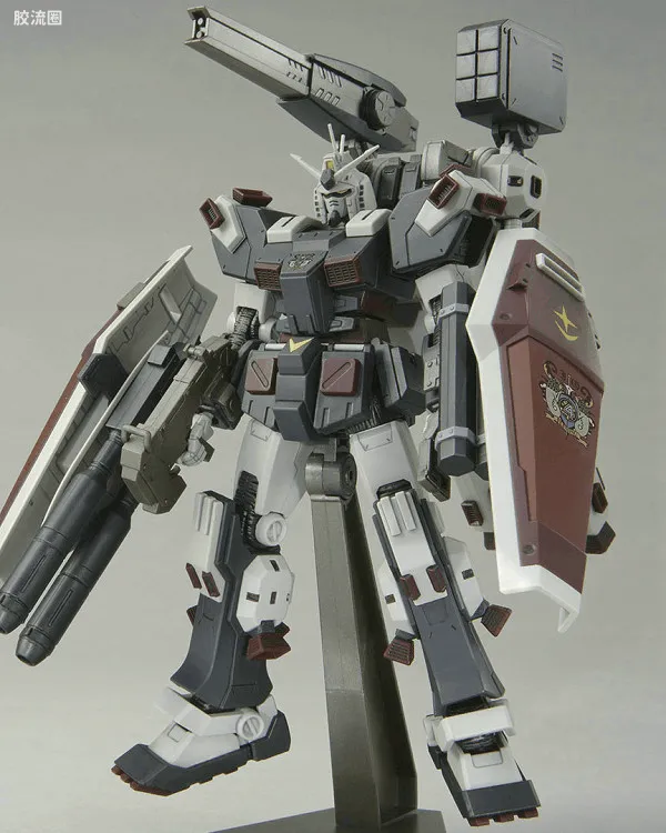 全装甲高达VS精神力扎古套装(《机动战士高达 雷霆宙域》10周年纪念Ver.)