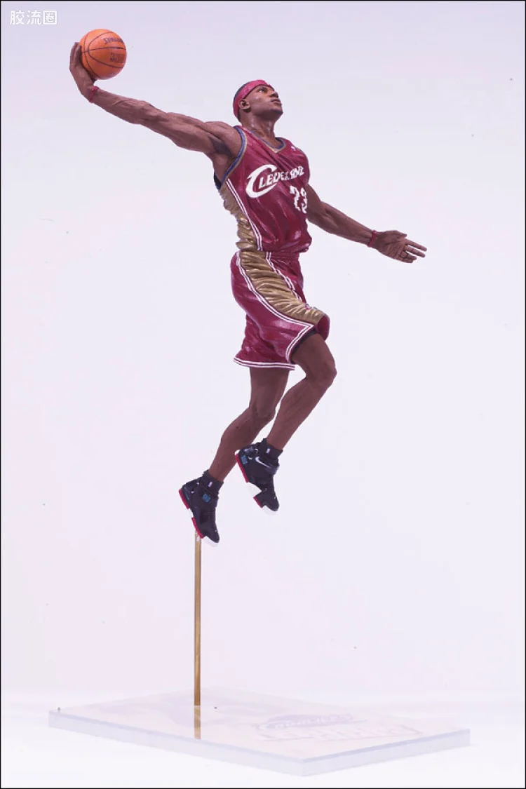 麦克法兰NBA篮球系列玩具 第7代 勒布朗-詹姆斯 2