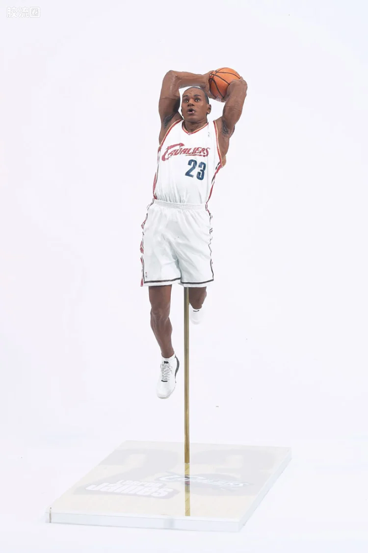 麦克法兰NBA篮球系列玩具 第5代 勒布朗-詹姆斯