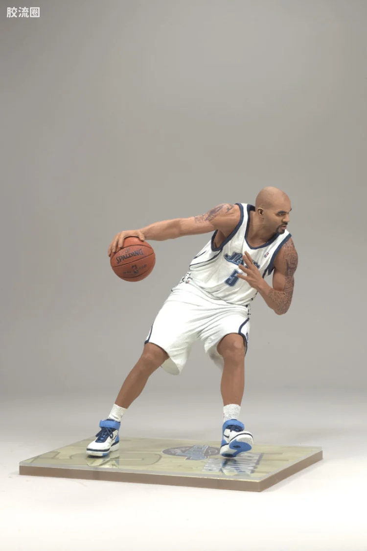 麦克法兰NBA篮球系列玩具 第14代 卡洛斯-布泽尔