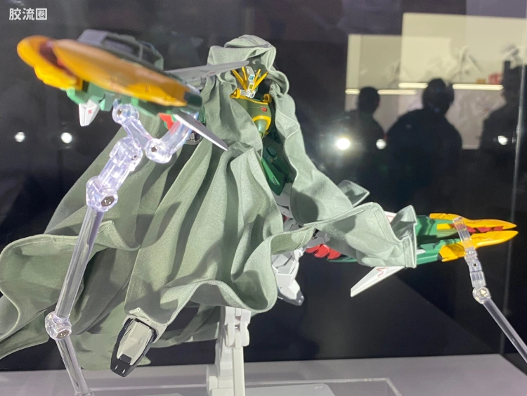 GUNDAM FIX FIGURATION 往期未商品化/开发中 参考出品 双头龙高达 CLOAKED CUSTOM