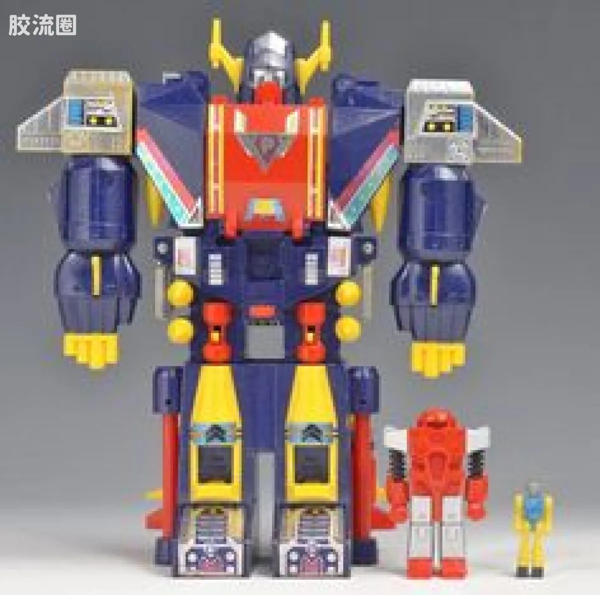 大型动力机甲（BIG POWERED）