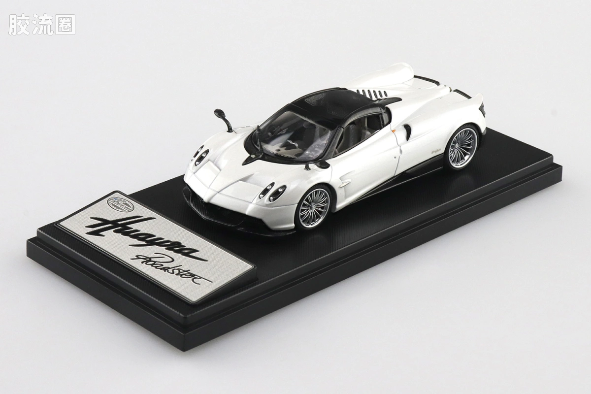 青岛社成品车系列 1/43 成品汽车 帕加尼 Huayra Roadster (白)