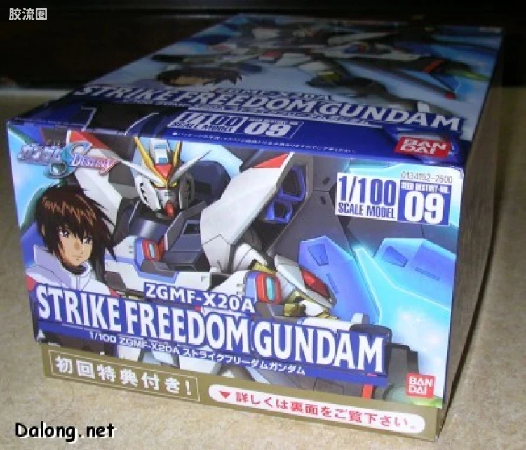 机动战士高达SEED SEED DESTINY 1/100 09 ZGMF-X20A 强袭自由高达 - 图片