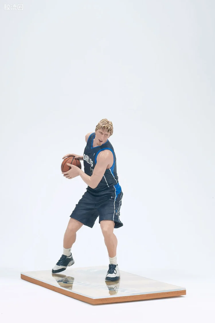 麦克法兰NBA篮球系列玩具 第2代 德克-诺维斯基