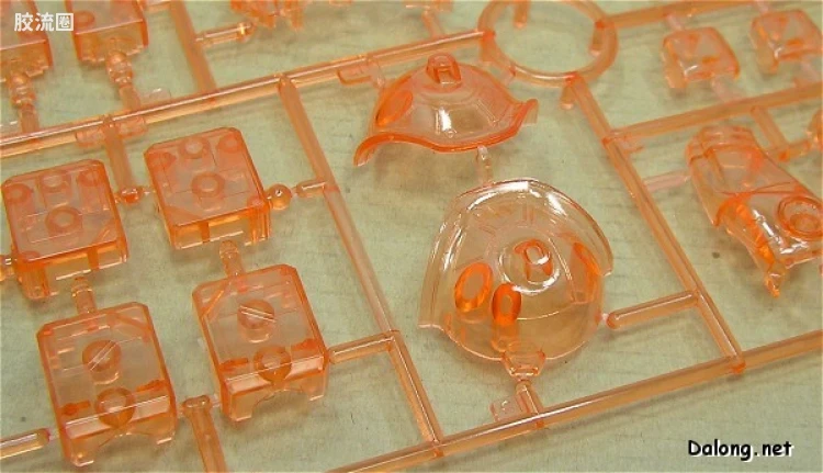 MG 水晶版 MS-06S 指挥官型扎古Ⅱ[夏亚·阿兹纳布尔专用机] 彩色透明版 - 图片