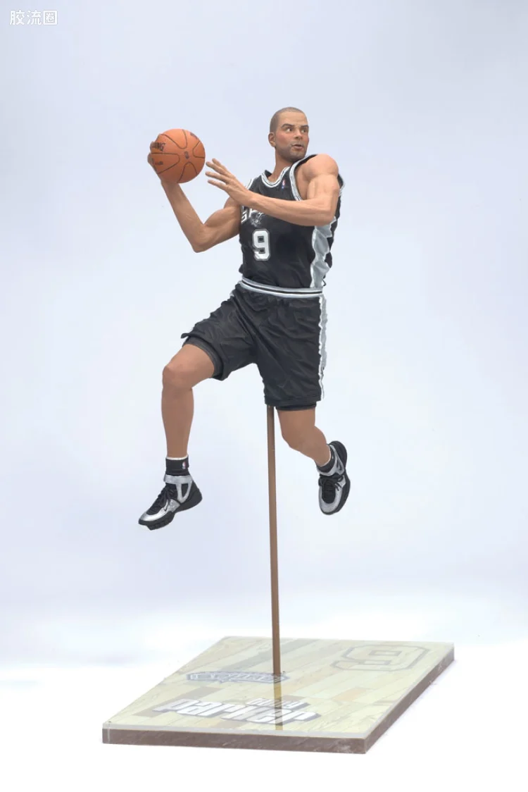 麦克法兰NBA篮球系列玩具 第12代 托尼-帕克