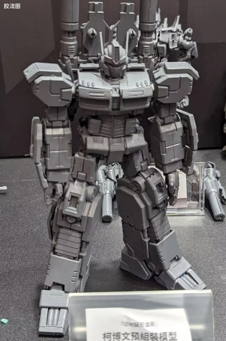 擎天柱（IDW05）