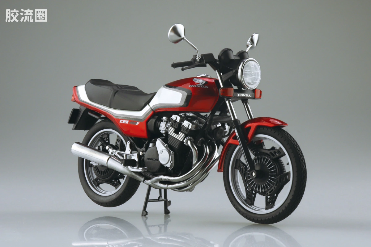 青岛社成品车系列 1/12 成品摩托车 本田 CBX400F （阿拉伯糖果红/珍珠贝壳白）