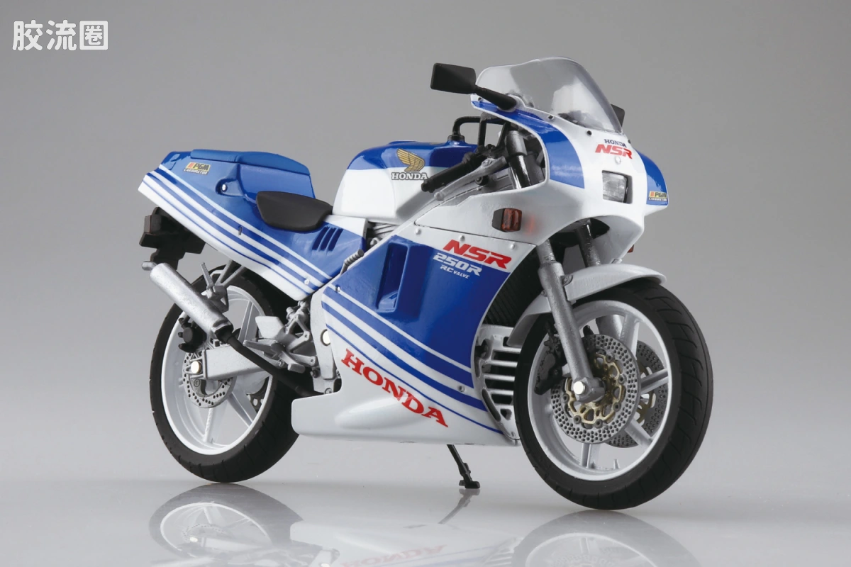 青岛社成品车系列 1/12 成品摩托车 本田 NSR250R '88 （泰拉蓝/罗斯白）