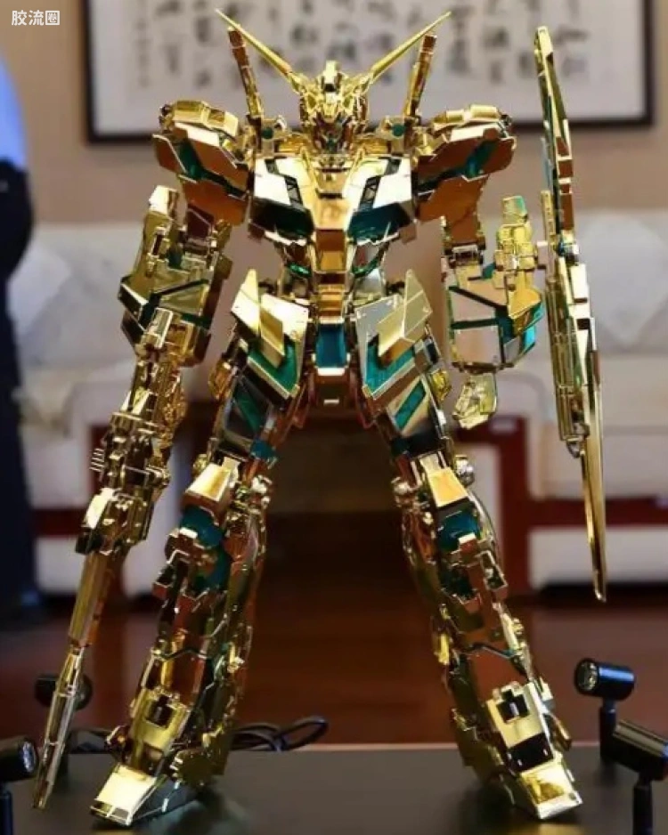 独角兽高达 [毁灭模式] 金色电镀赠予版