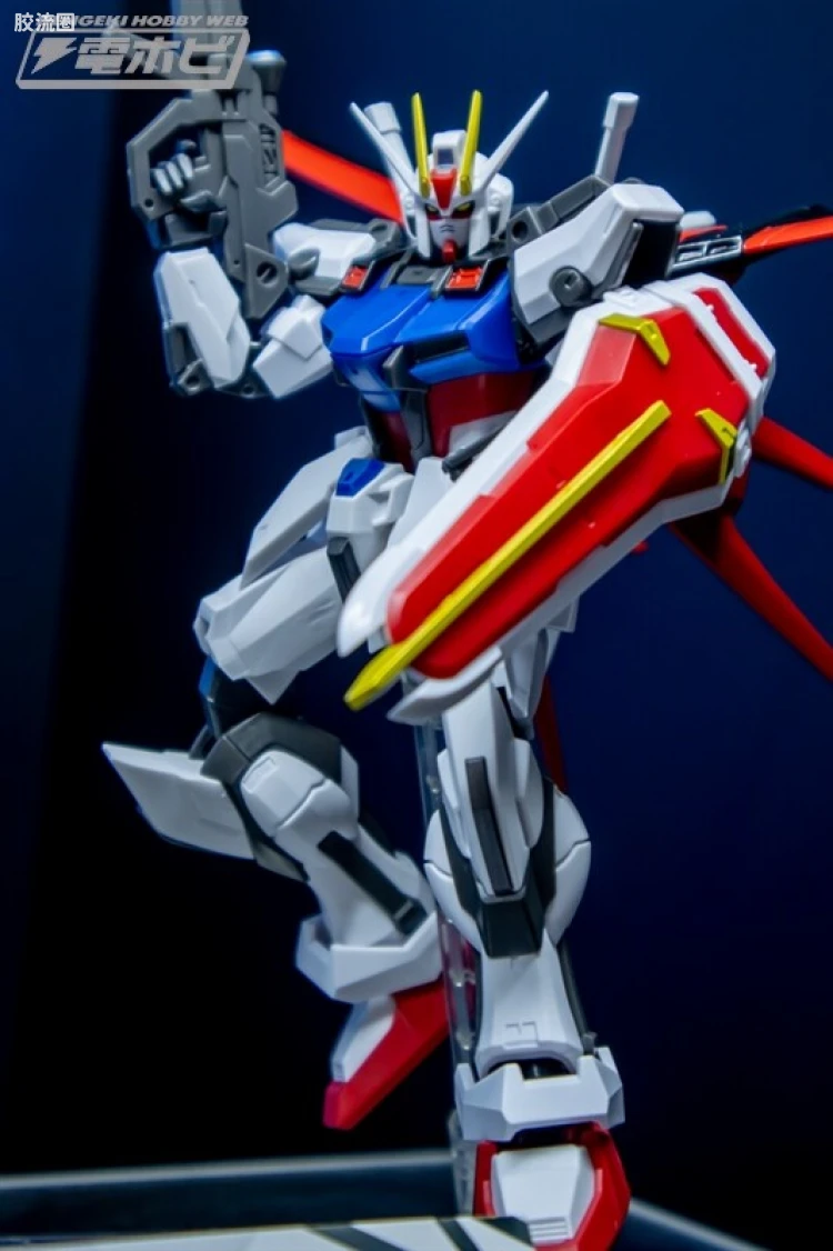 GUNDAM UNIVERSE系列 开发中/参考出品 空装强袭高达