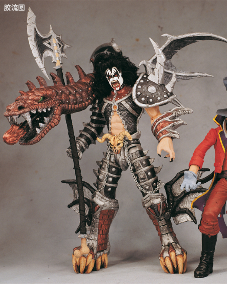 第二代 GENE SIMMONS WITH RING MASTER