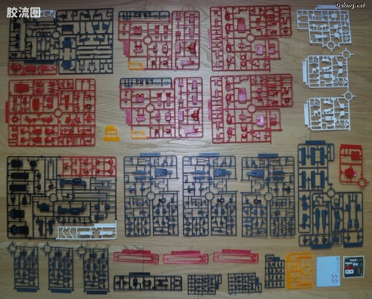 HGUC 网络限定版 红色三巨星小队套装 - 图片