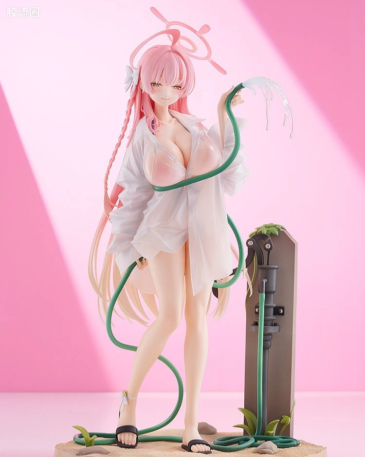 花子(泳装)