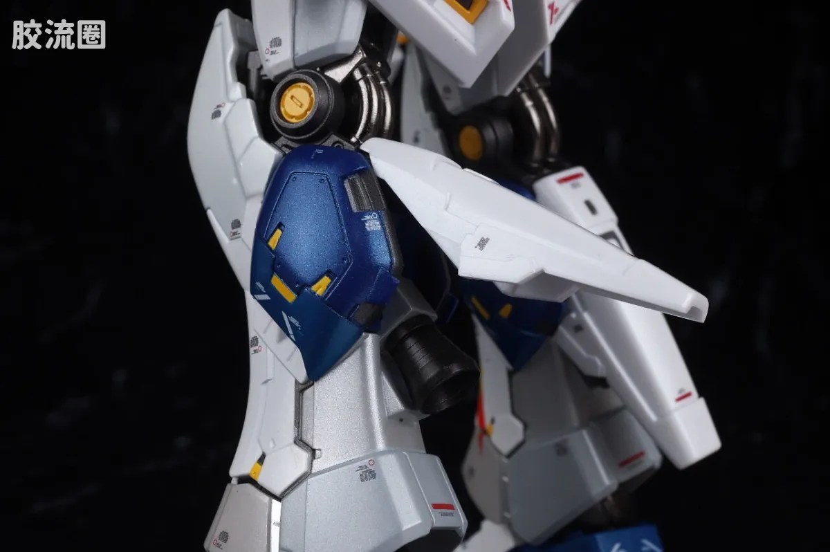 超合金系列 高达 RX-93ff ν高达 - 图片