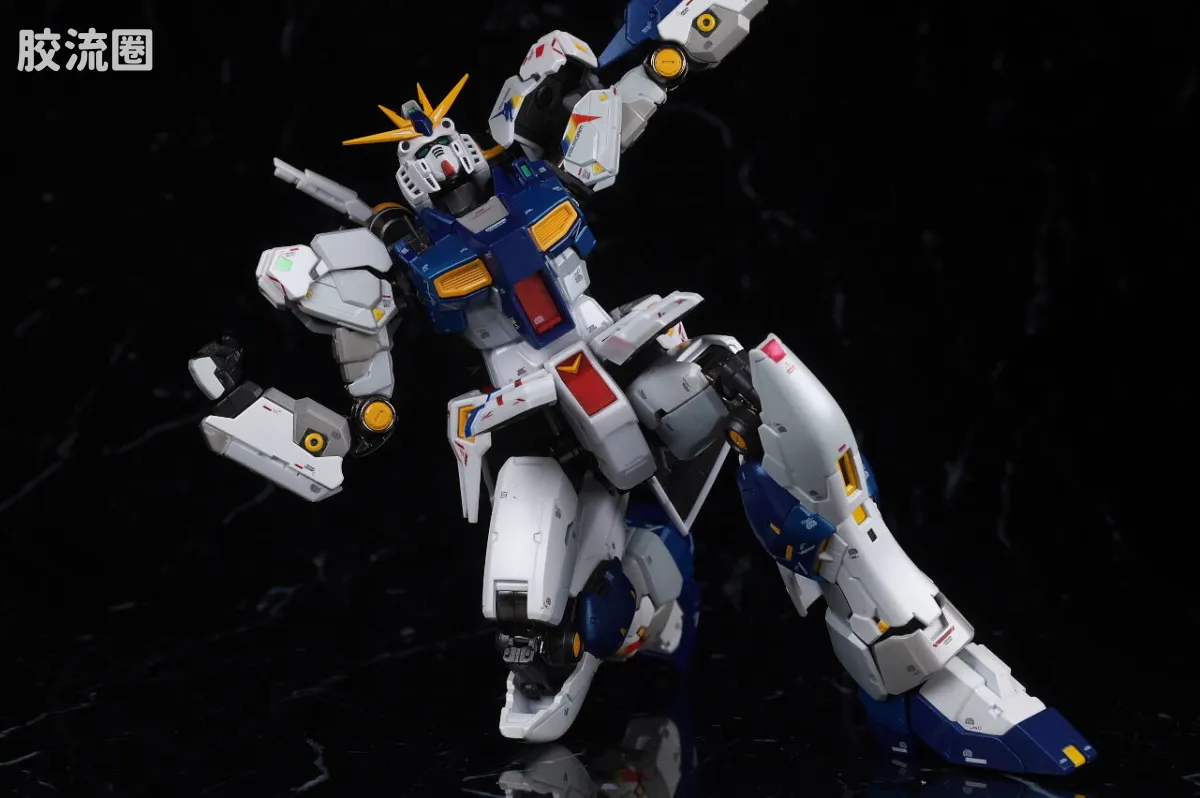 超合金系列 高达 RX-93ff ν高达 - 图片