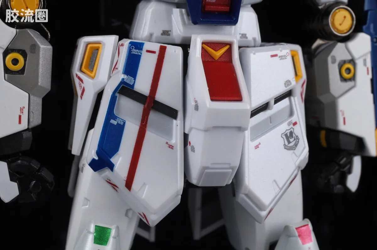 超合金系列 高达 RX-93ff ν高达 - 图片