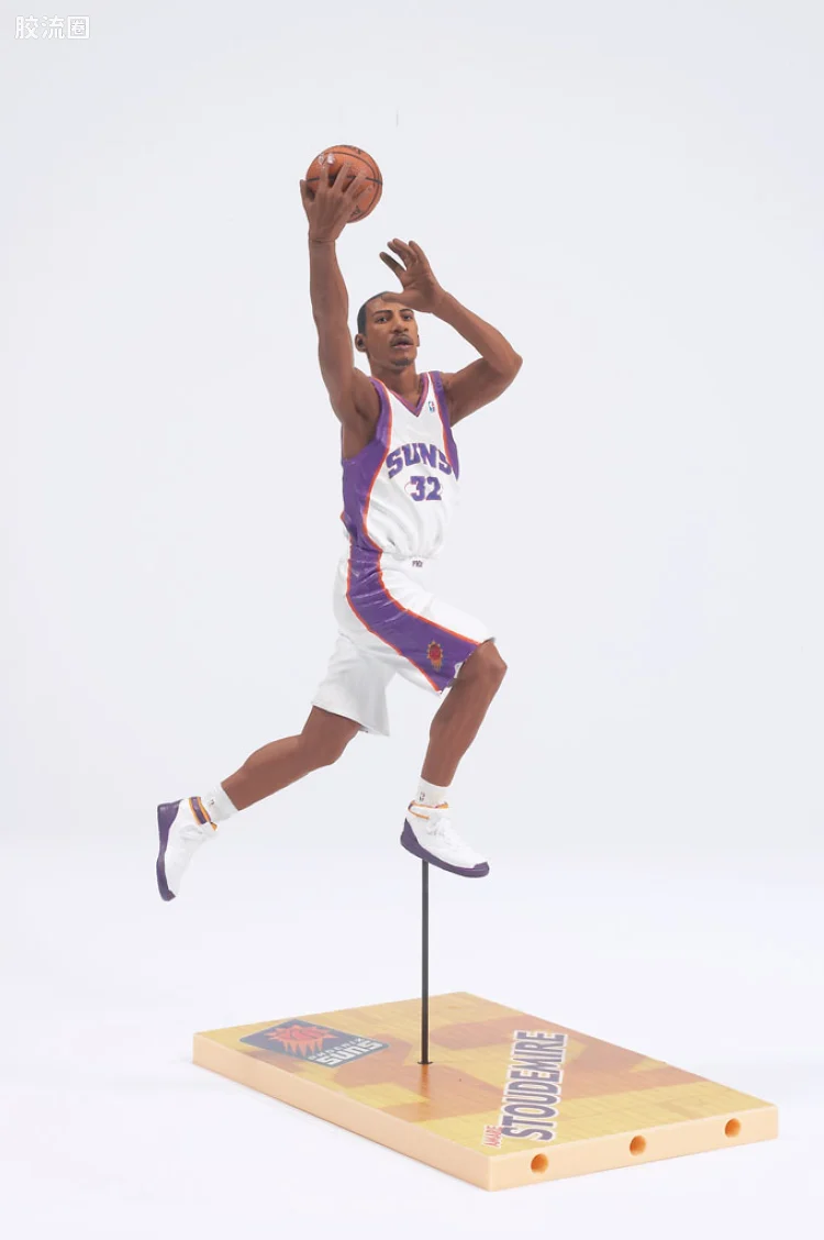麦克法兰NBA篮球系列玩具 第4代 阿玛雷-斯塔德迈尔