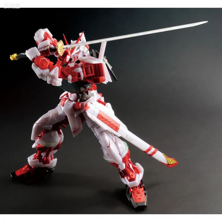 PG 其他限定版 异端高达红色机 金属色ver. - 图片