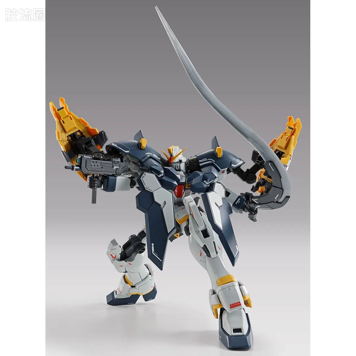 MG 网络限定版 沙漠高达EW(犰狳蜥蜴装备) - 图片